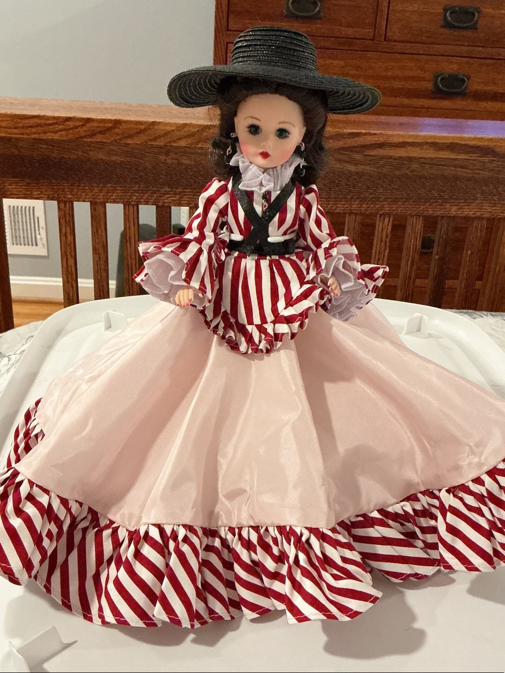 Madame Alexander 10” Strolling Scarlett O’Hara Collectible Doll w/Box